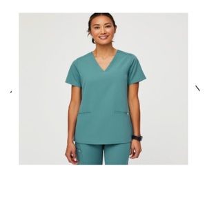 FIGS Limited Edition Hydrogreen Scrub set